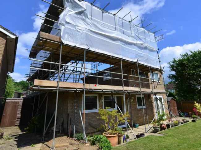 Property Extension Service at affordable price. We have over 20 years of experience in Planning, Designing and carrying out Home Extension at highest quality workmanship. Property Extension Service by Green Leaf Building. Contact us today for quote and free estimation.